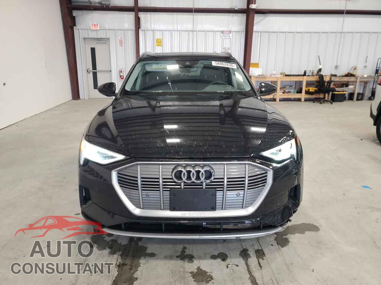 AUDI E-TRON 2021 - WA1AAAGE9MB027467
