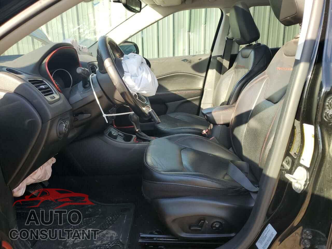 JEEP COMPASS 2017 - 3C4NJDDB2HT607358