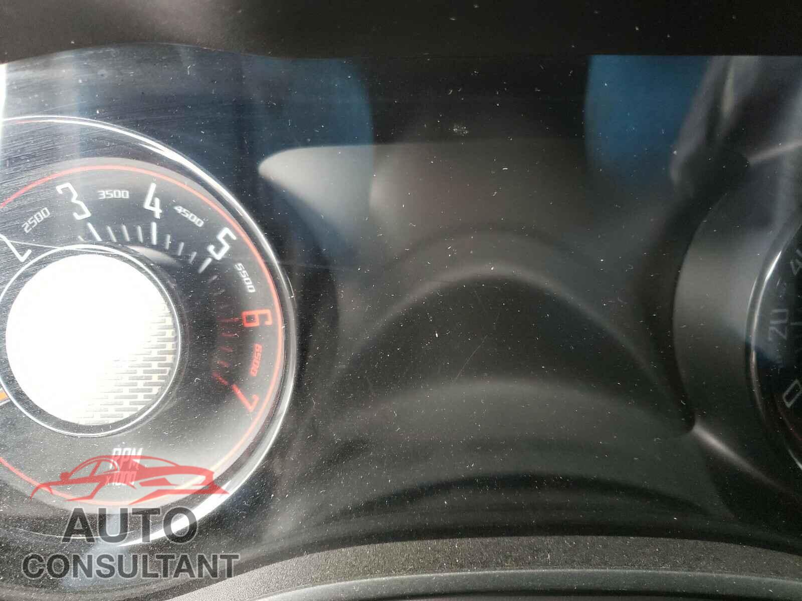 DODGE CHALLENGER 2019 - 2C3CDZBT8KH560932