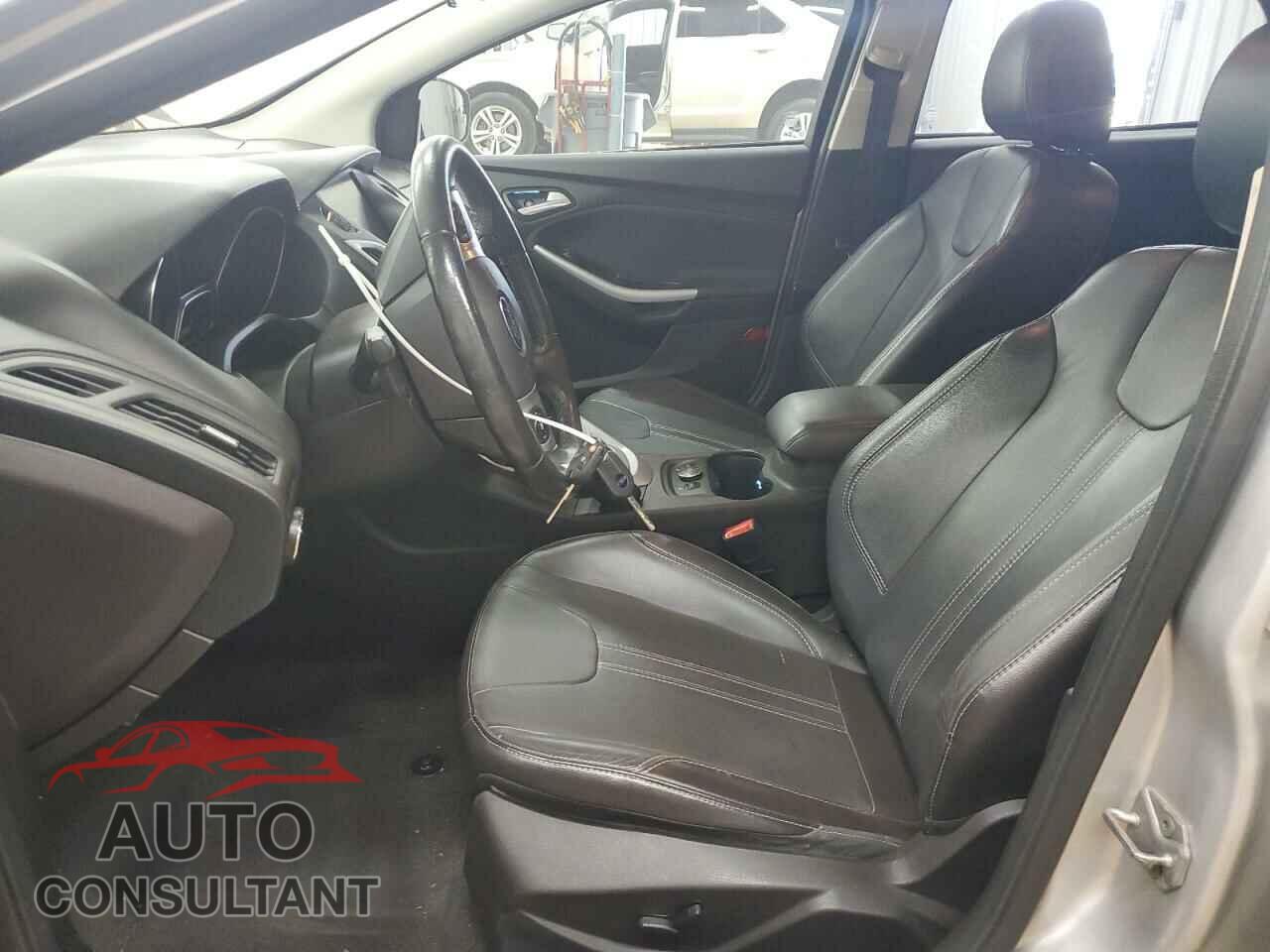 FORD FOCUS 2014 - 1FADP3F23EL167522