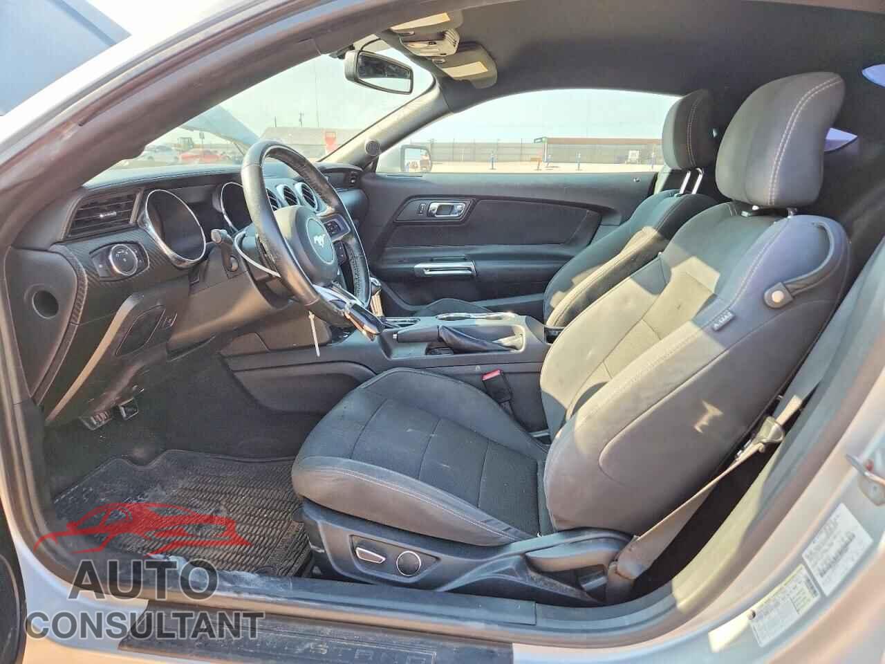 FORD MUSTANG 2016 - 1FA6P8AM3G5240801