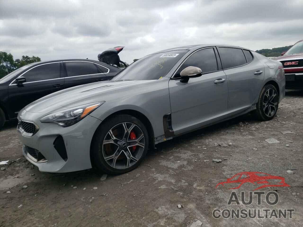 KIA STINGER 2018 - KNAE45LC3J6039402