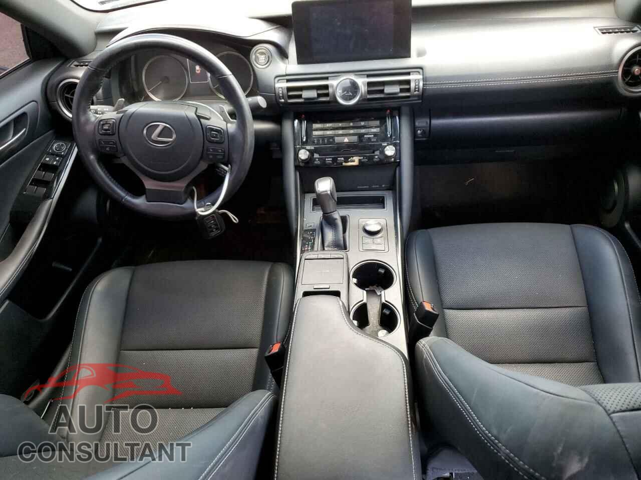LEXUS IS 2022 - JTHAA1D22N5121673