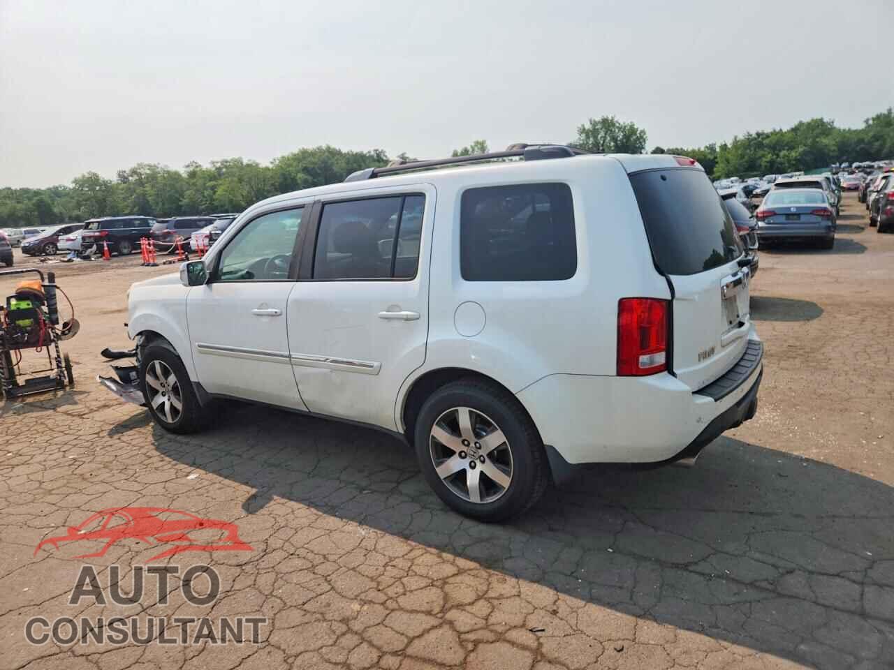 HONDA PILOT 2013 - 5FNYF4H9XDB020002