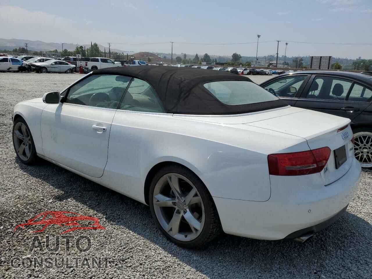 AUDI A5 2011 - WAUTFAFH4BN016929