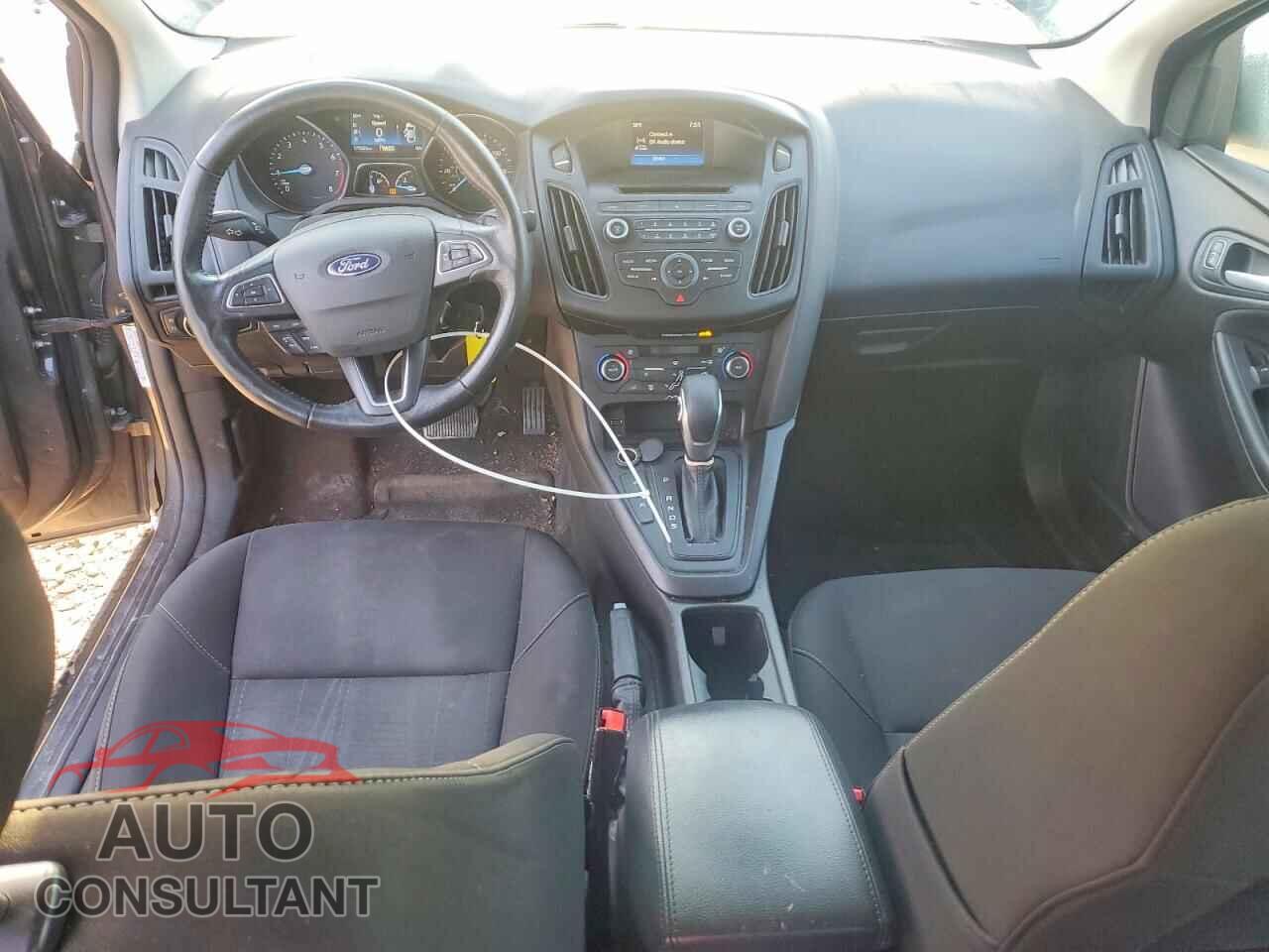 FORD FOCUS 2017 - 1FADP3FE7HL290237