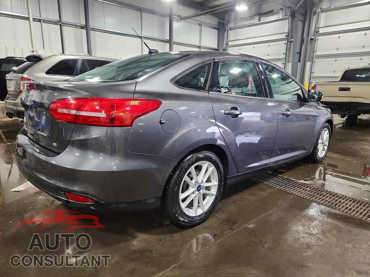 FORD FOCUS 2016 - 1FADP3F23GL299750