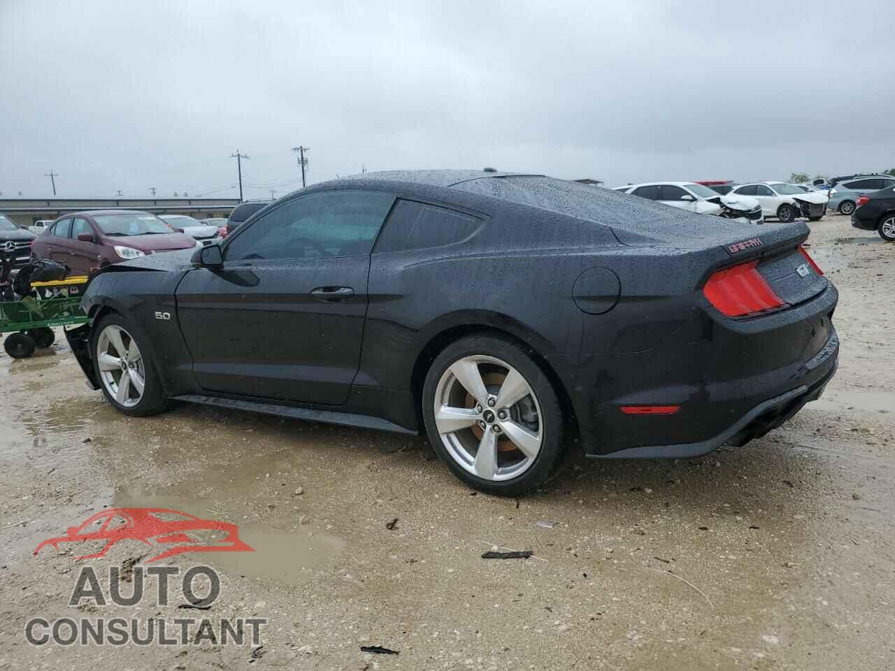 FORD MUSTANG 2018 - 1FA6P8CF8J5184246