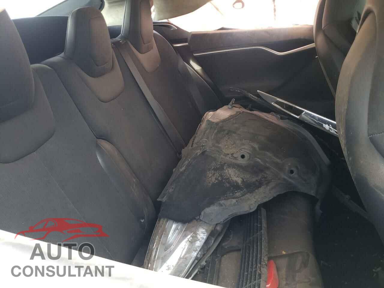 TESLA MODEL S 2016 - 5YJSA1E12GF175679