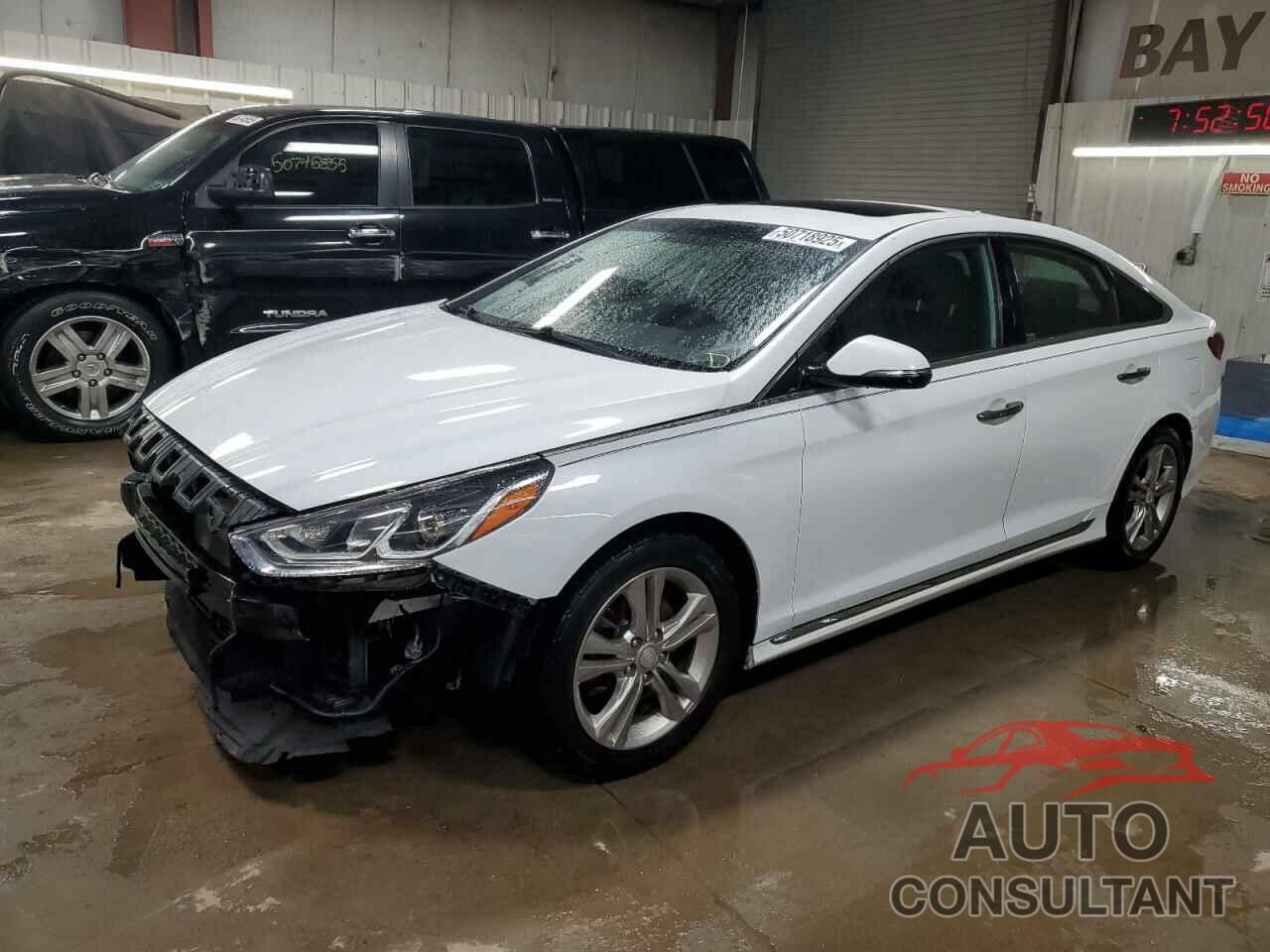 HYUNDAI SONATA 2018 - 5NPE34AF8JH655793