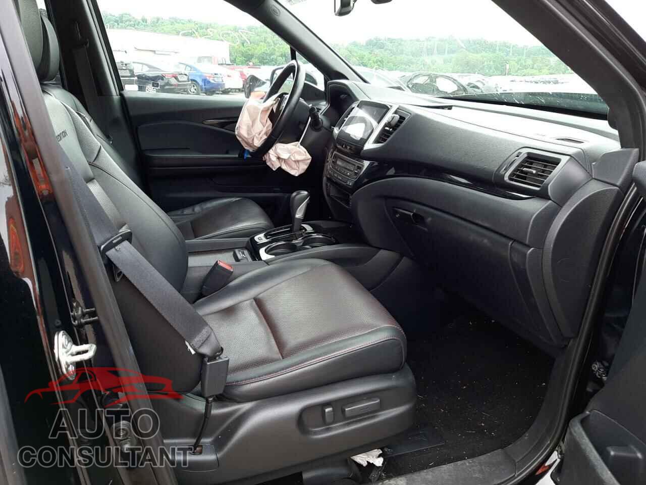 HONDA RIDGELINE 2017 - 5FPYK3F81HB013842