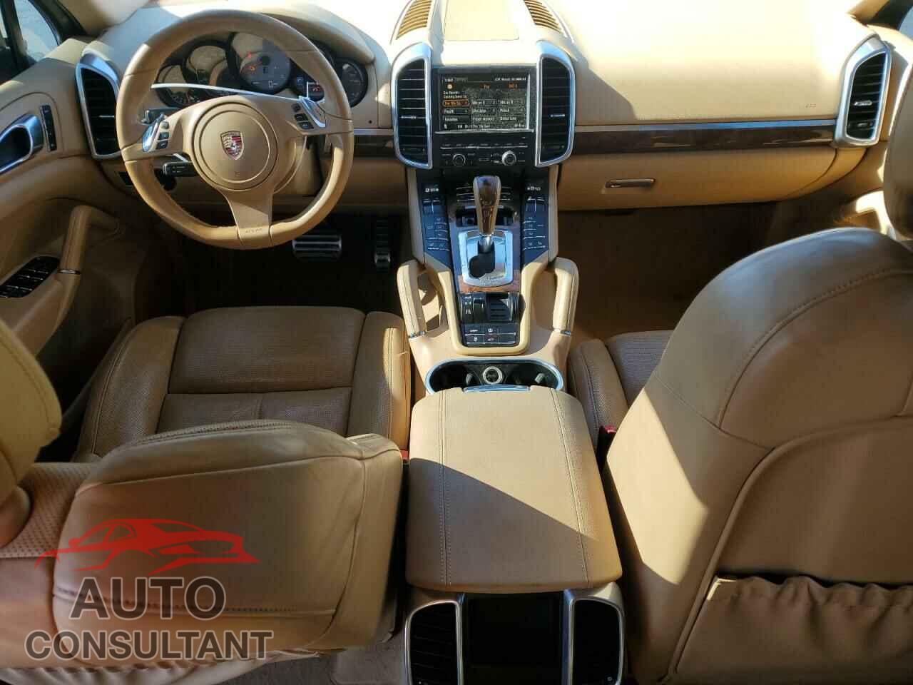 PORSCHE CAYENNE 2011 - WP1AB2A25BLA44568