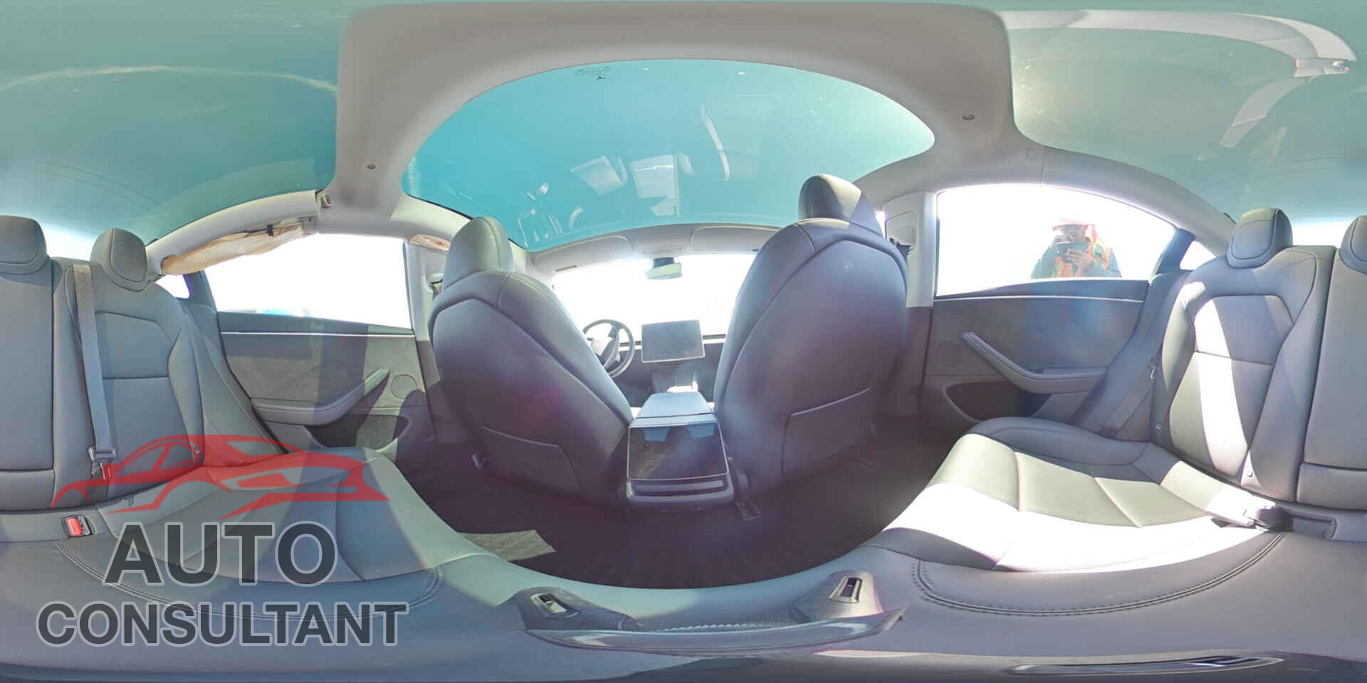 TESLA MODEL 3 2024 - 5YJ3E1EB2RF813529
