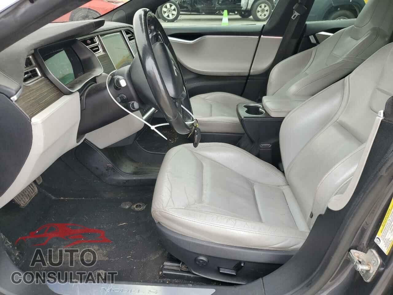 TESLA MODEL S 2016 - 5YJSA1E2XGF130062