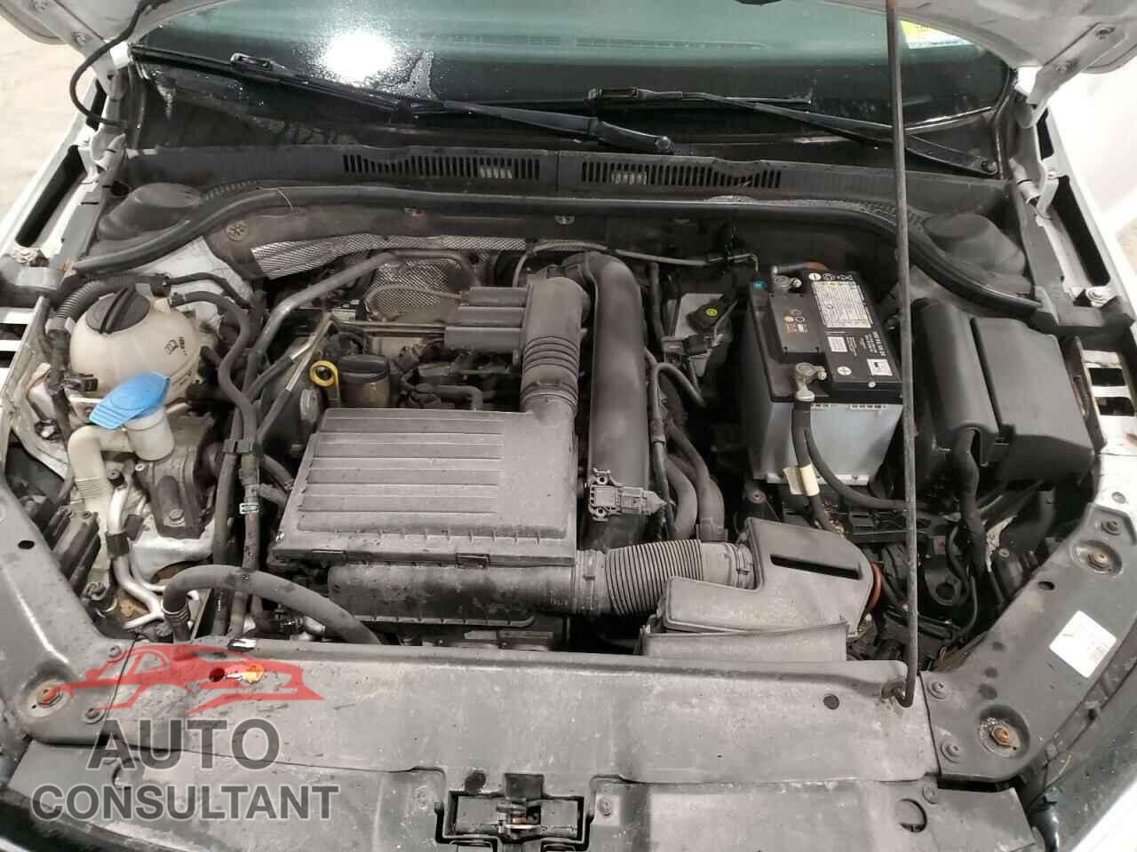 VOLKSWAGEN JETTA 2017 - 3VW2B7AJ0HM332934