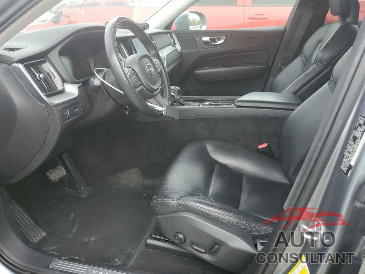 VOLVO XC60 2018 - LYVA22RK8JB109678