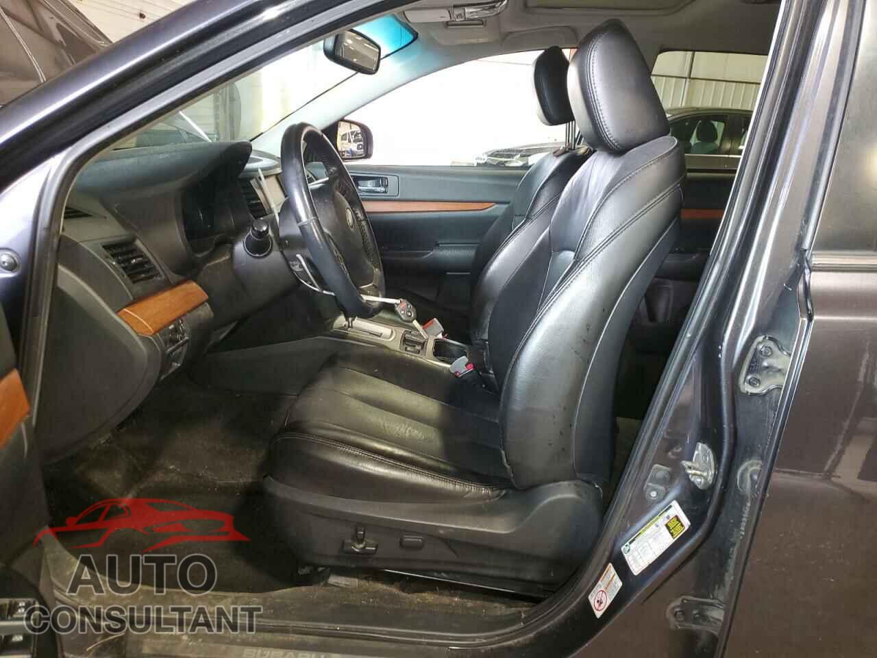 SUBARU OUTBACK 2013 - 4S4BRBLC3D3210236
