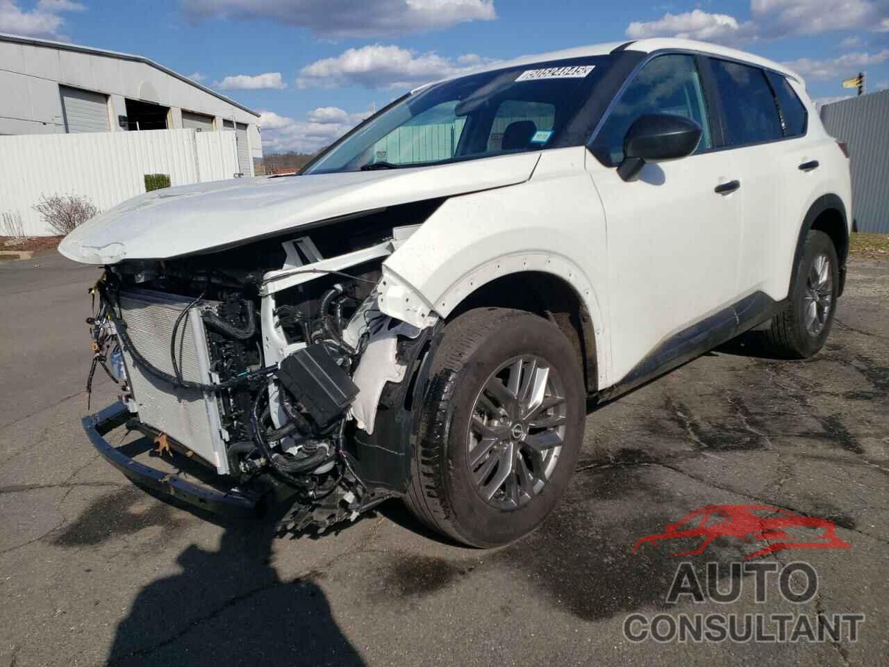 NISSAN ROGUE 2024 - 5N1BT3AB7RC696610