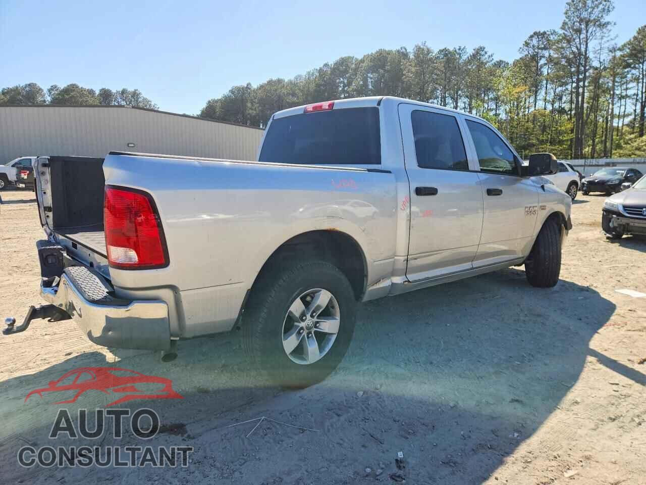 RAM 1500 2017 - 3C6RR7KT9HG735930
