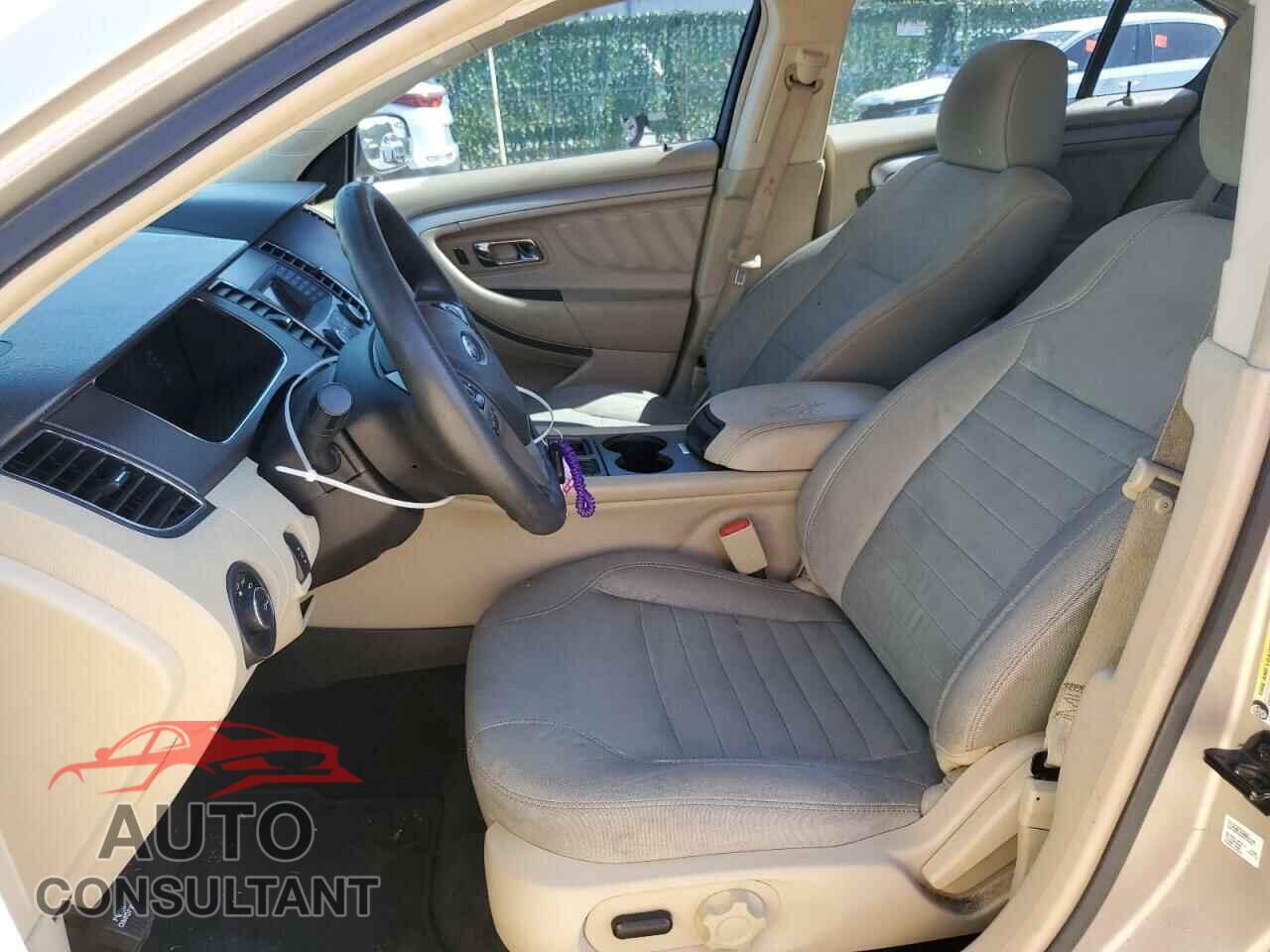 FORD TAURUS 2017 - 1FAHP2D83HG128557