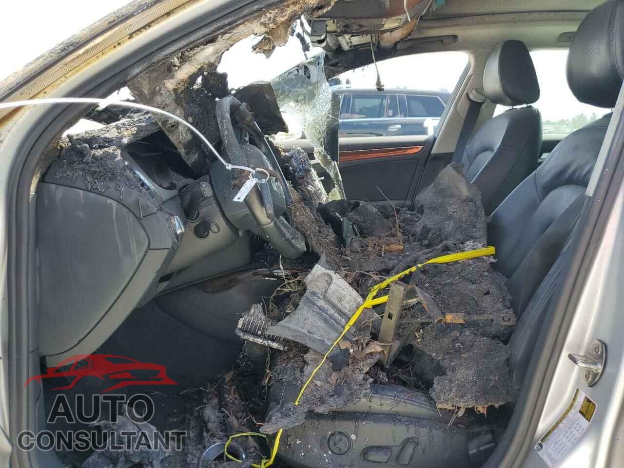 AUDI A4 2012 - WAUWFAFL7CA038028