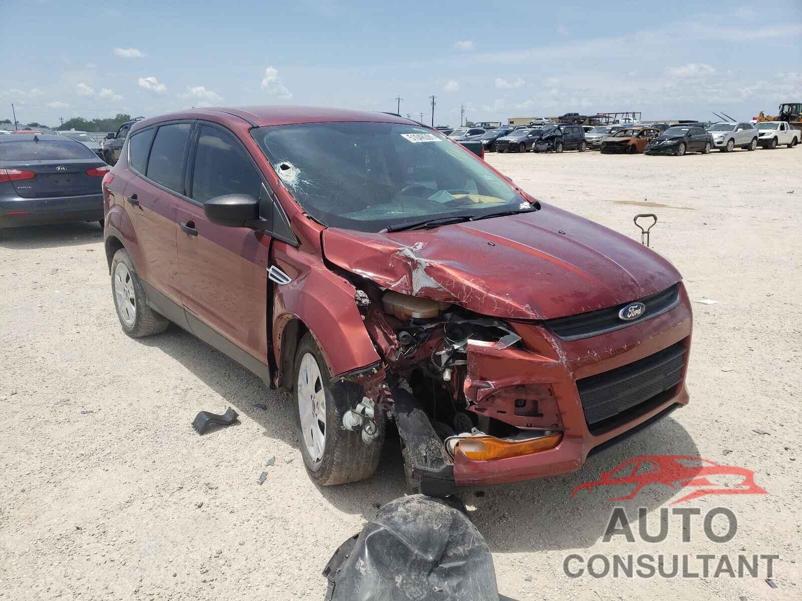 FORD ESCAPE 2016 - 1FMCU0F79GUB14647