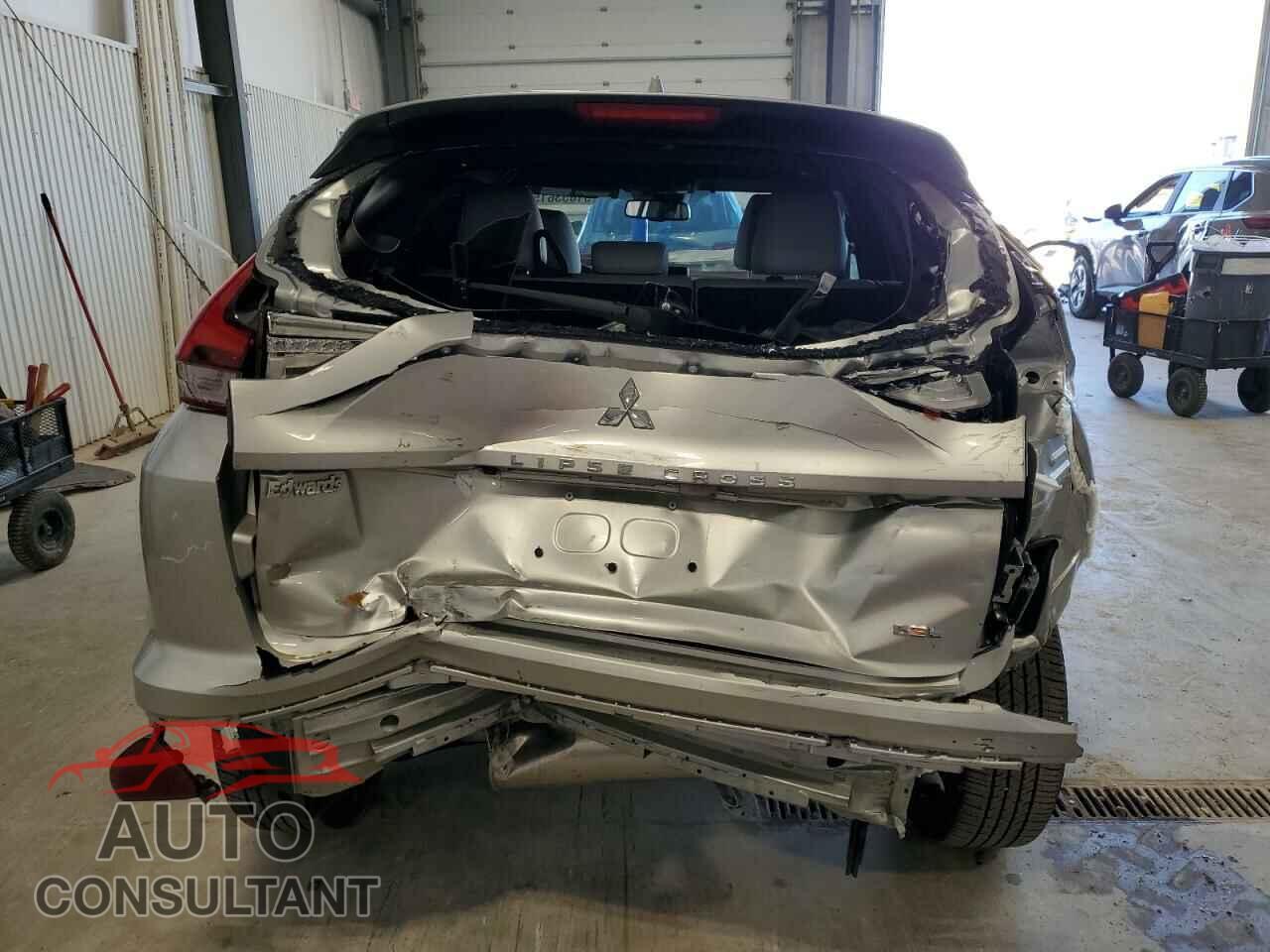 MITSUBISHI ECLIPSE 2024 - JA4ATWAA6RZ009620