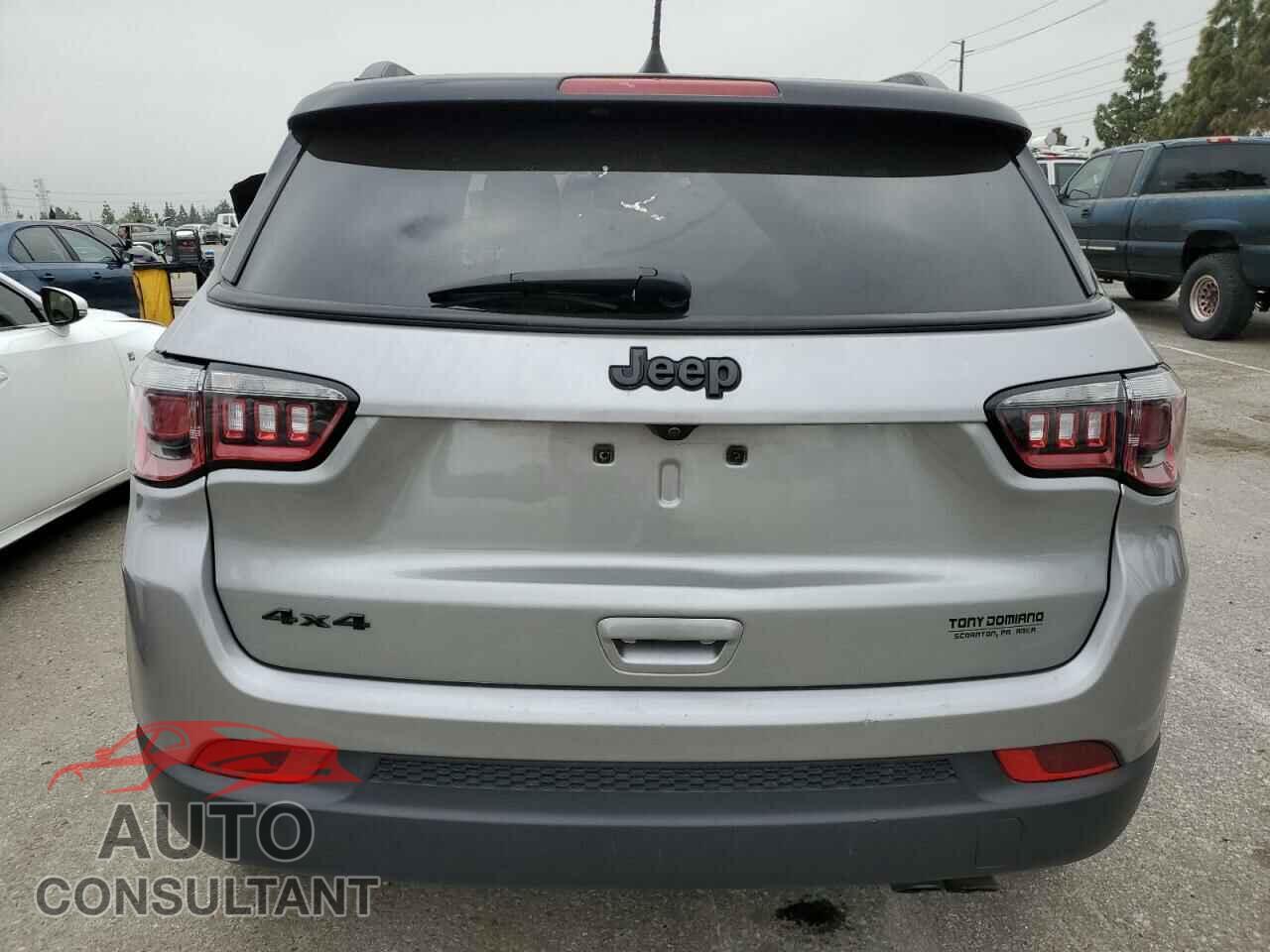 JEEP COMPASS 2020 - 3C4NJDBB9LT151712