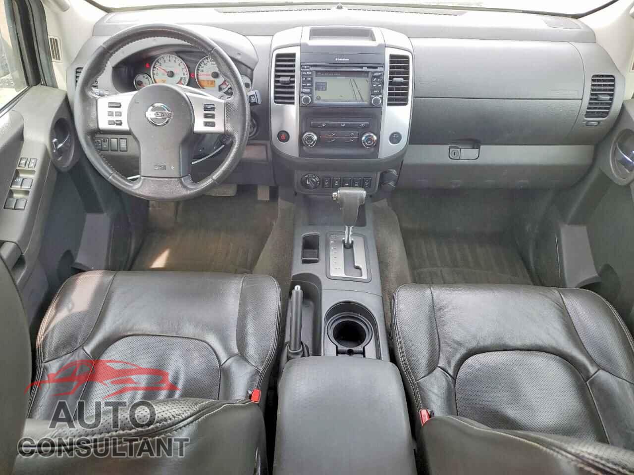 NISSAN XTERRA 2015 - 5N1AN0NW9FN655266