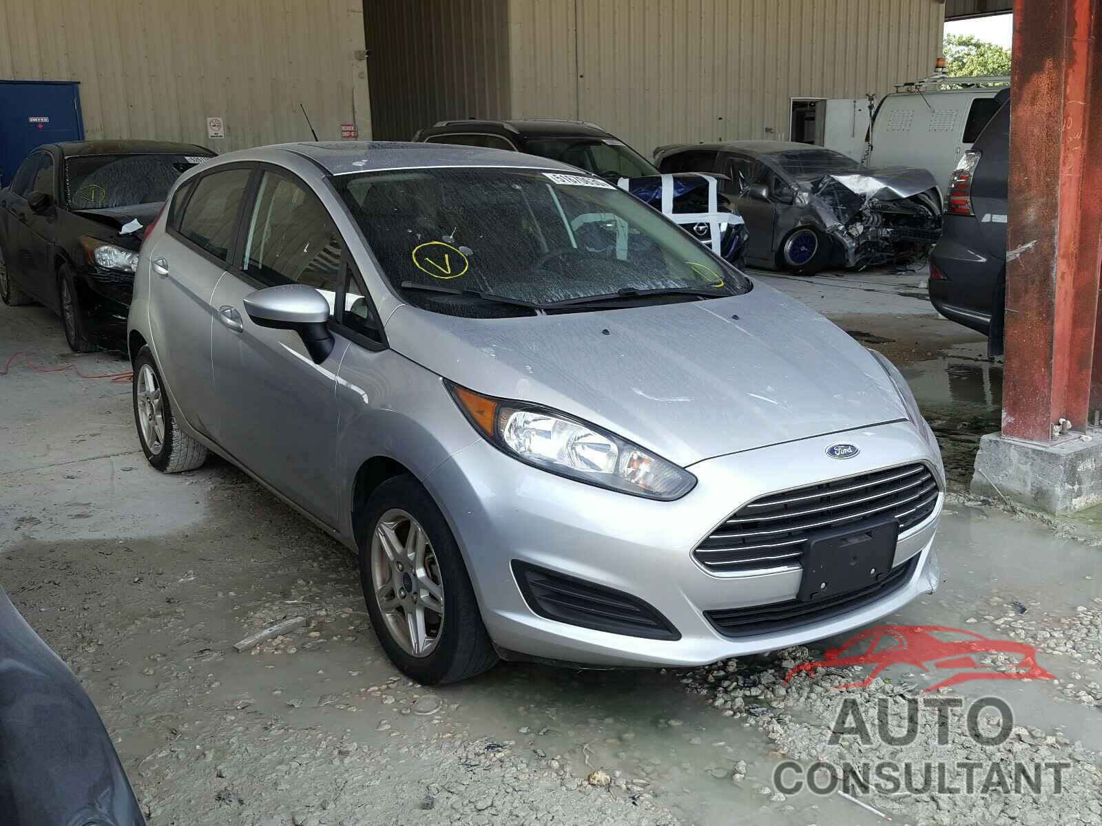 FORD FIESTA 2018 - 3FADP4EJ8JM128724