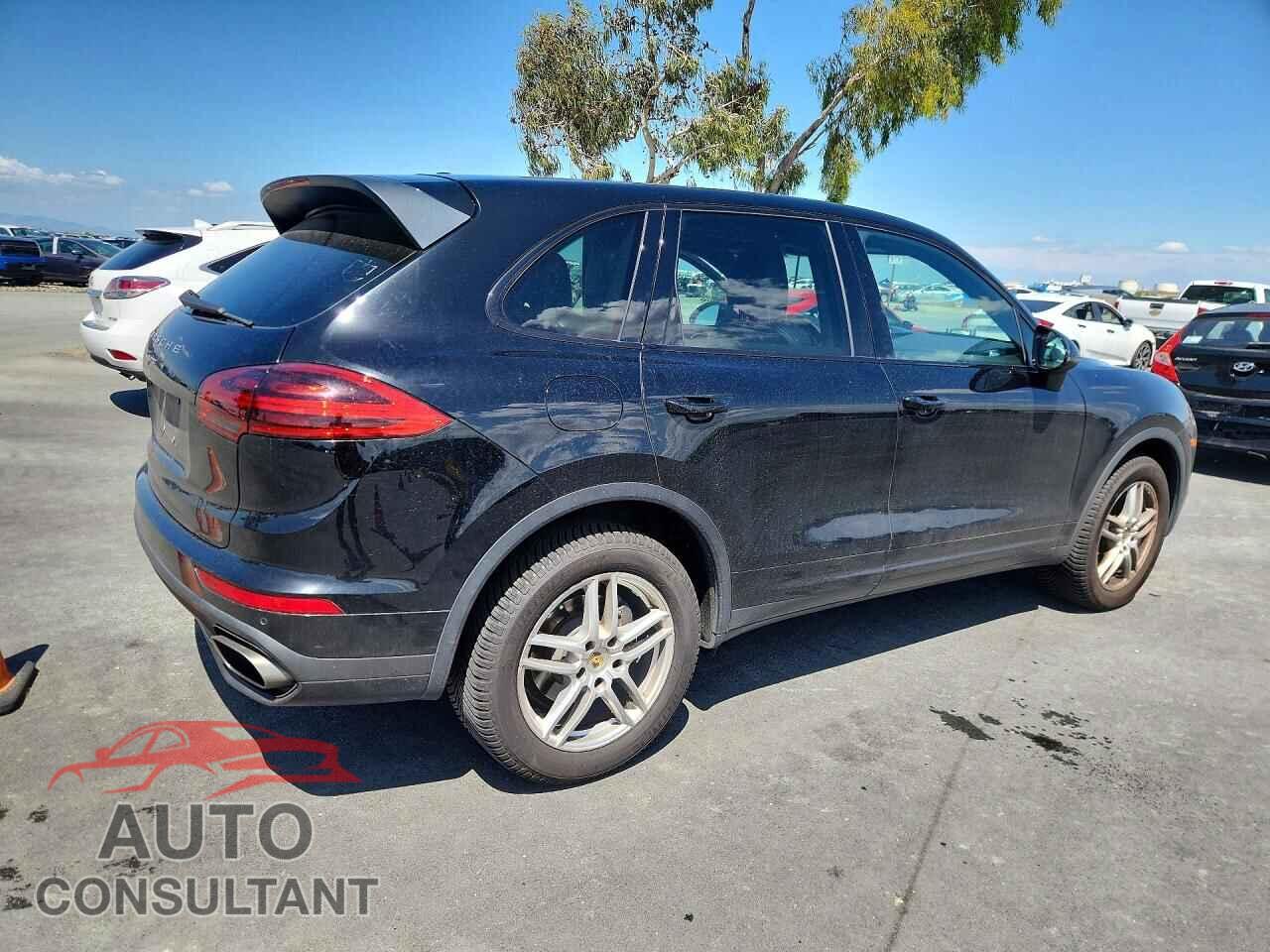 PORSCHE CAYENNE 2016 - WP1AA2A21GLA00996