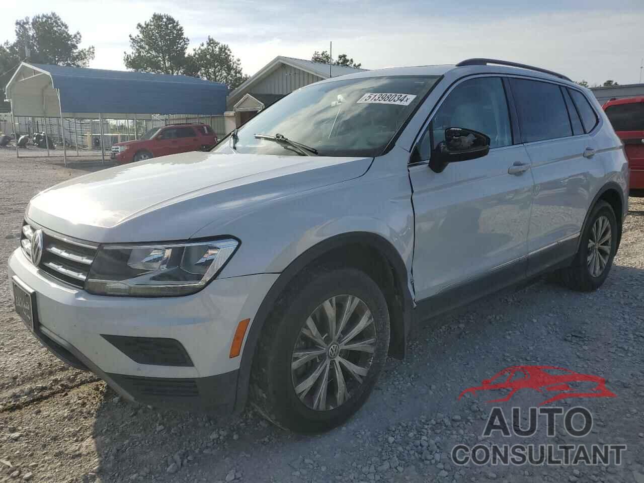 VOLKSWAGEN TIGUAN 2018 - 3VV3B7AX3JM125988