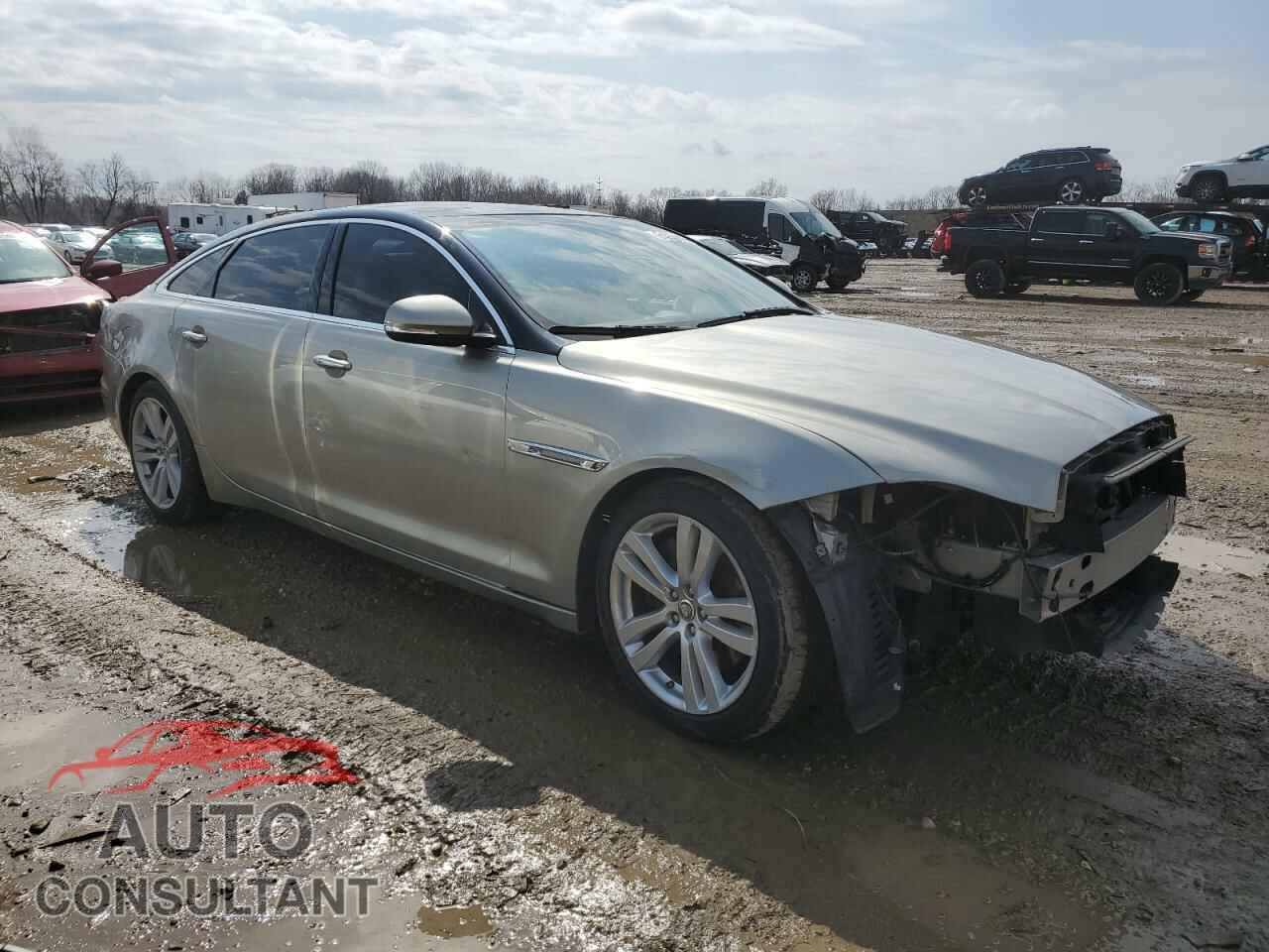 JAGUAR XJ 2014 - SAJWJ2GD6E8V61423
