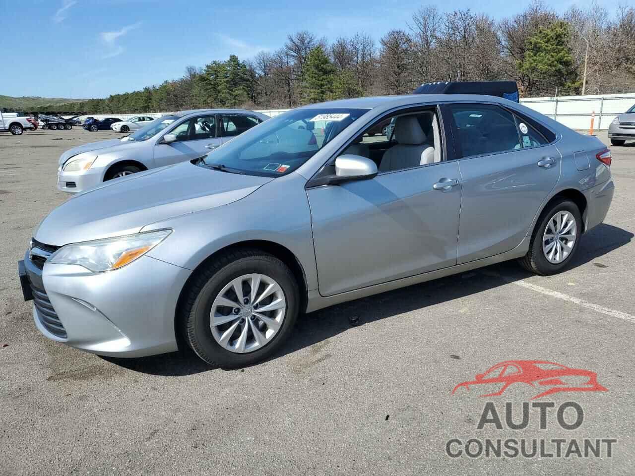 TOYOTA CAMRY 2016 - 4T4BF1FK5GR549185
