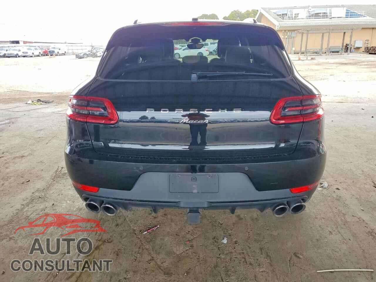 PORSCHE MACAN 2018 - WP1AA2A50JLB06082