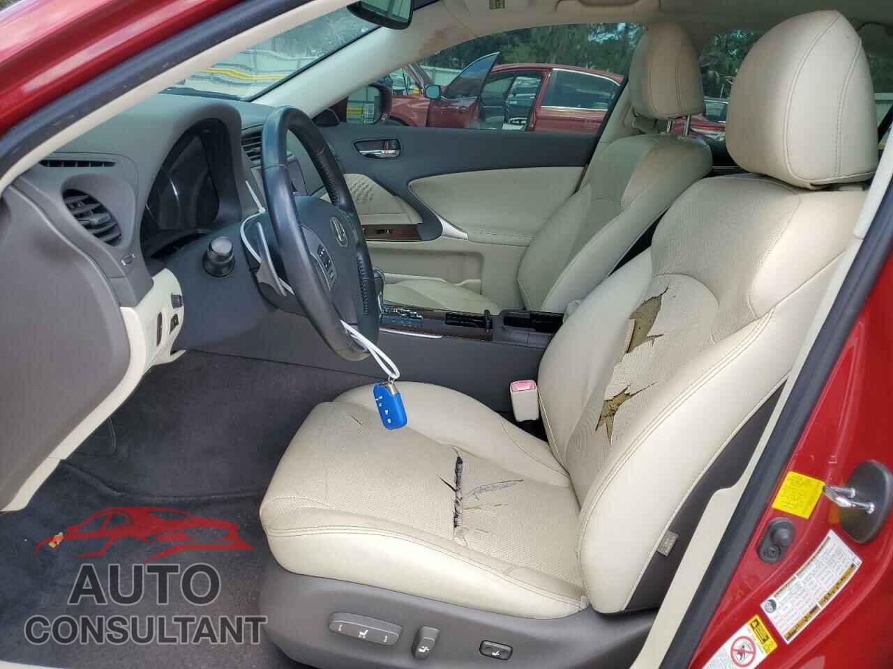 LEXUS IS 2012 - JTHBF5C22C5161697