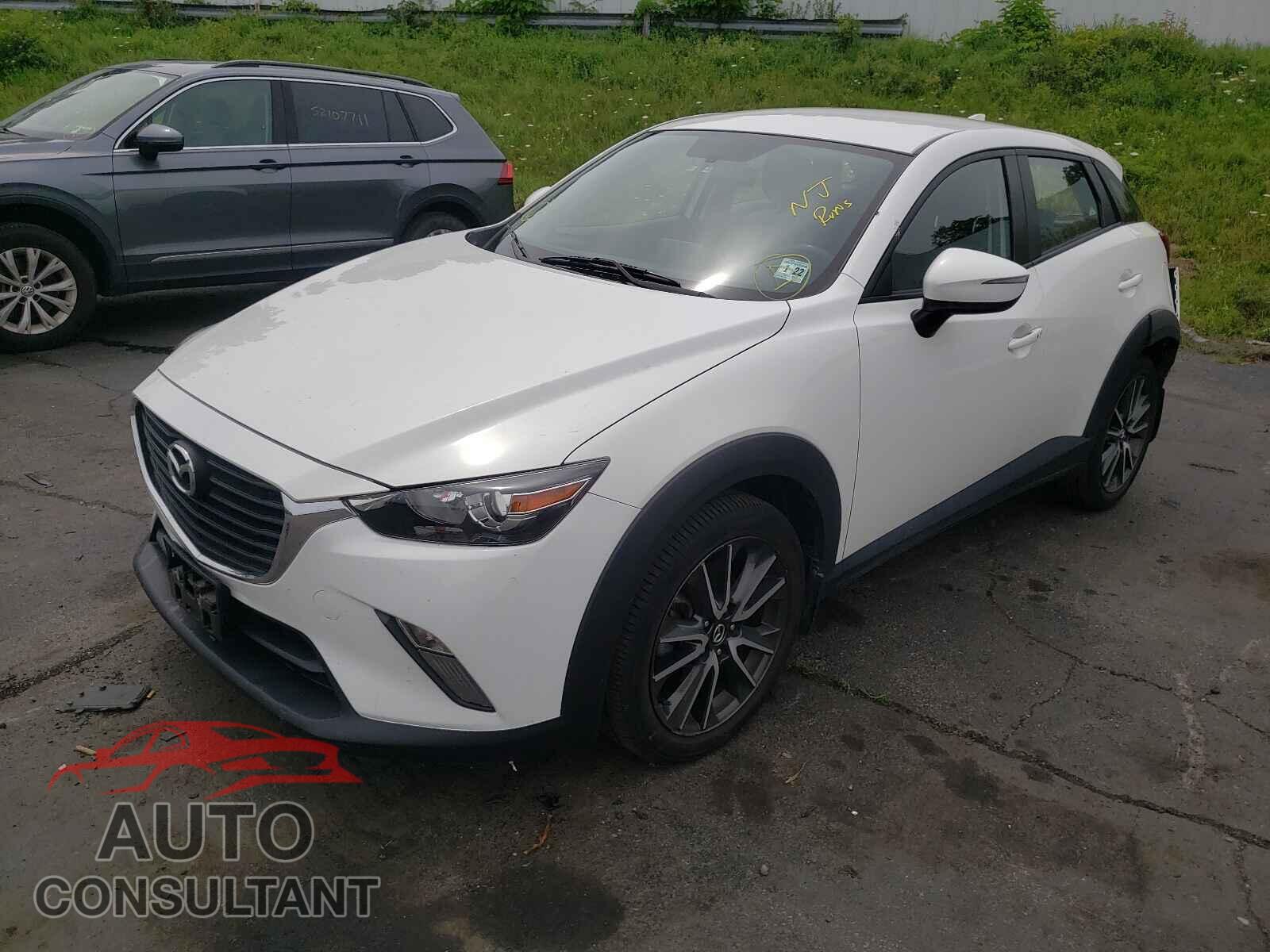 MAZDA CX-3 2017 - JM1DKFC75H0146848