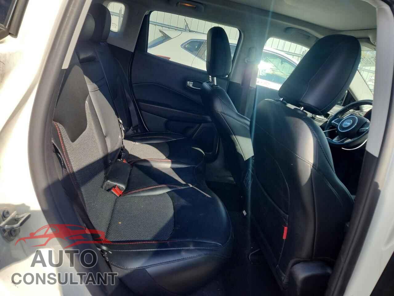 JEEP COMPASS 2020 - 3C4NJDDBXLT111992