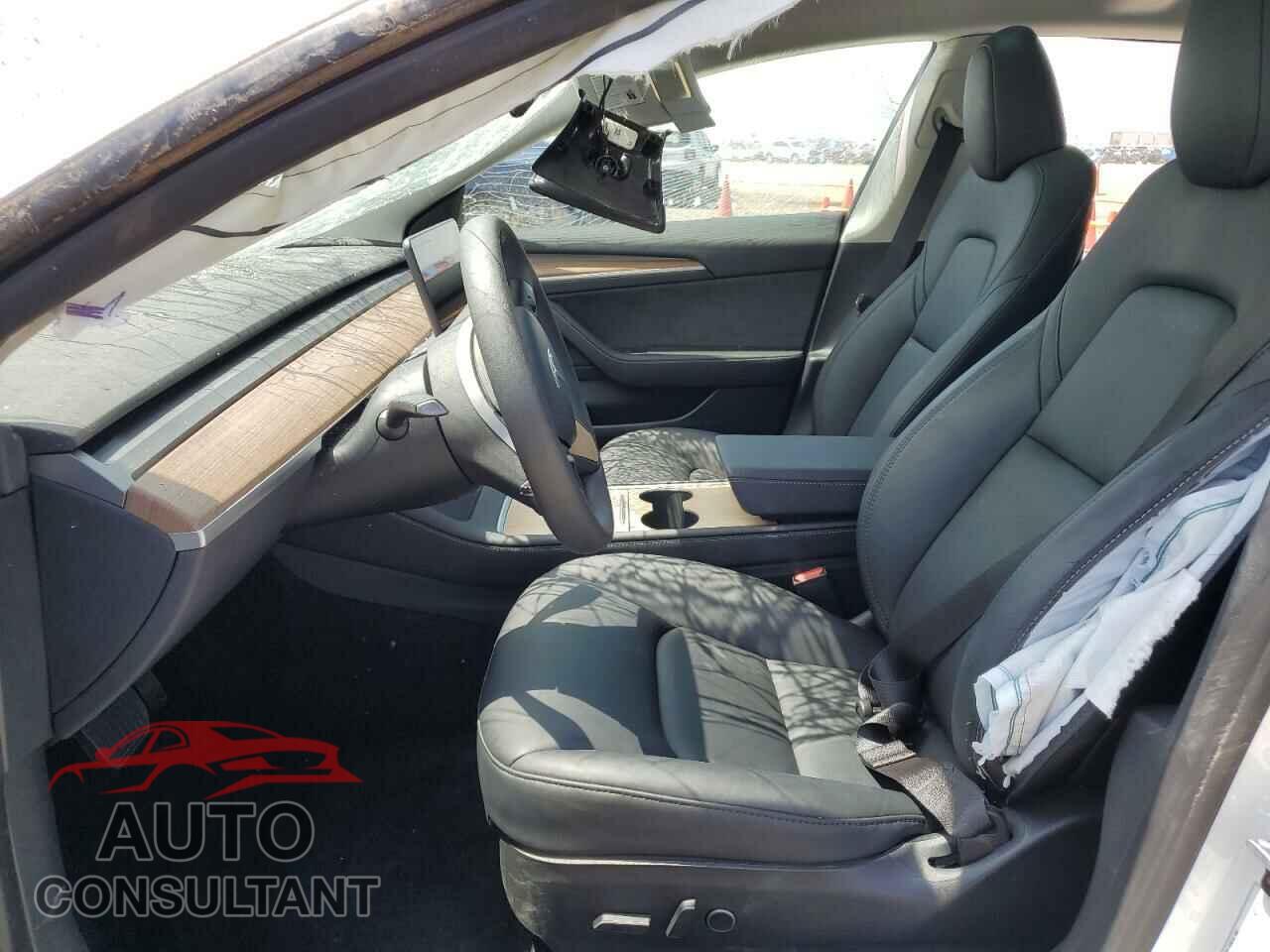TESLA MODEL 3 2023 - 5YJ3E1EA3PF711533