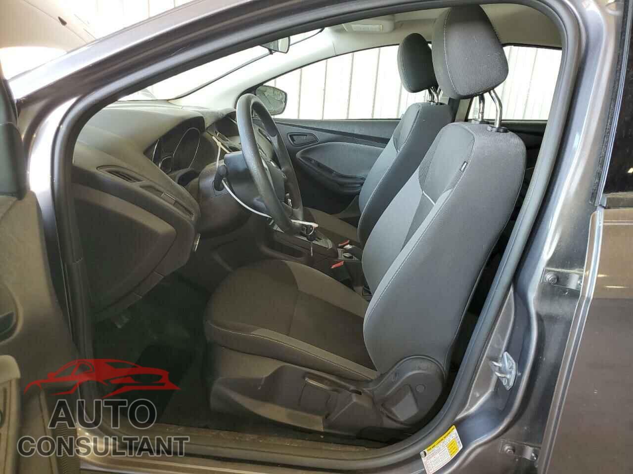 FORD FOCUS 2014 - 1FADP3E25EL179236