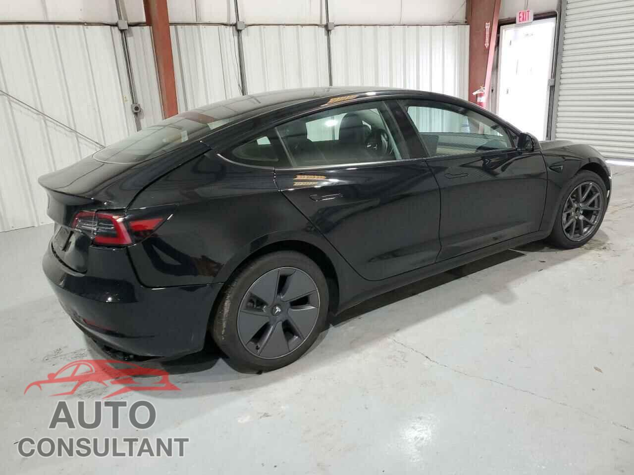 TESLA MODEL 3 2023 - 5YJ3E1EA5PF453757