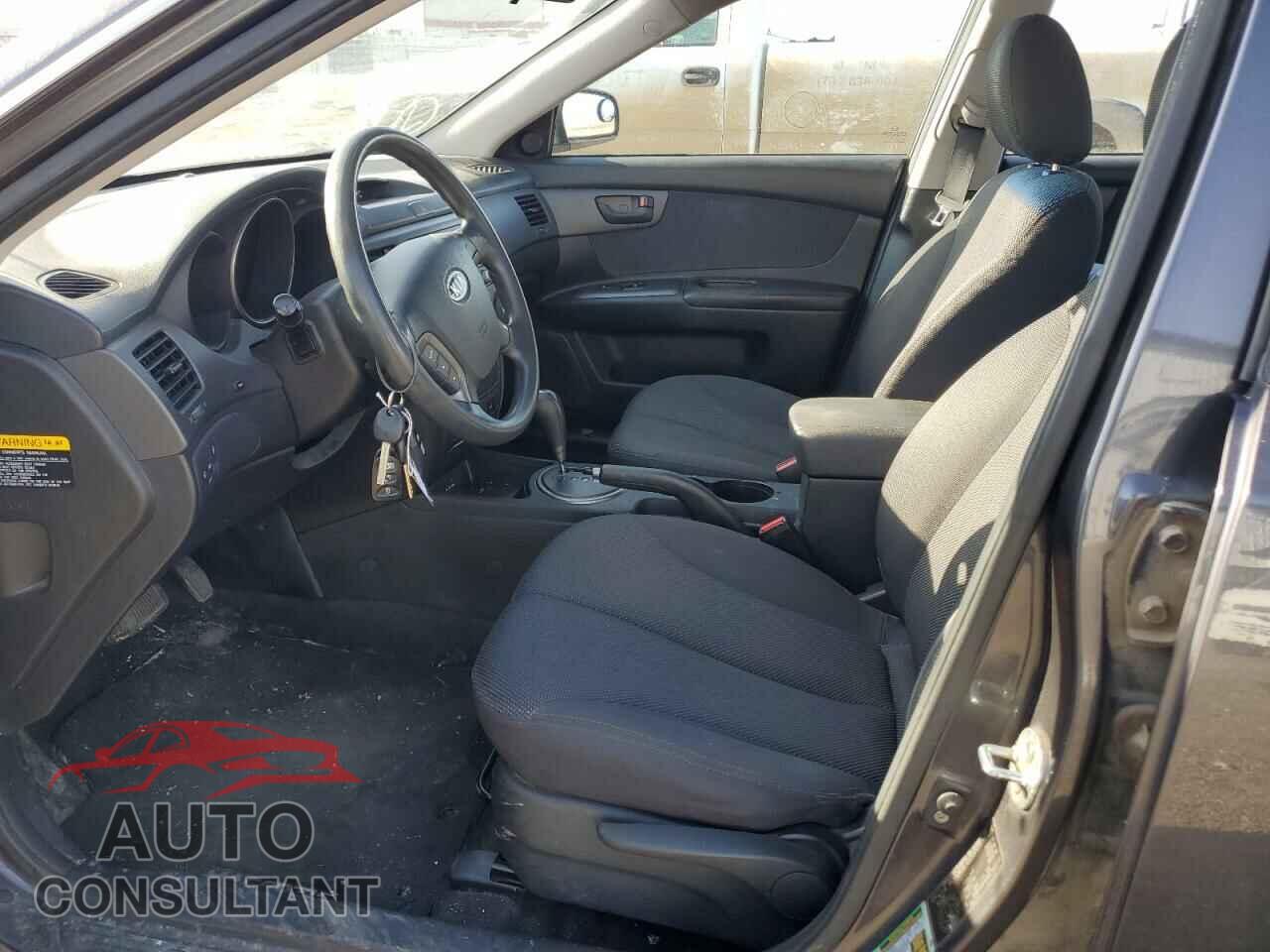 KIA OPTIMA 2010 - KNAGG4A88A5401156