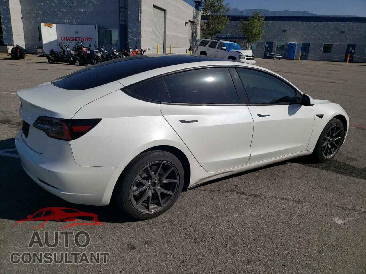 TESLA MODEL 3 2022 - 5YJ3E1EA6NF164674