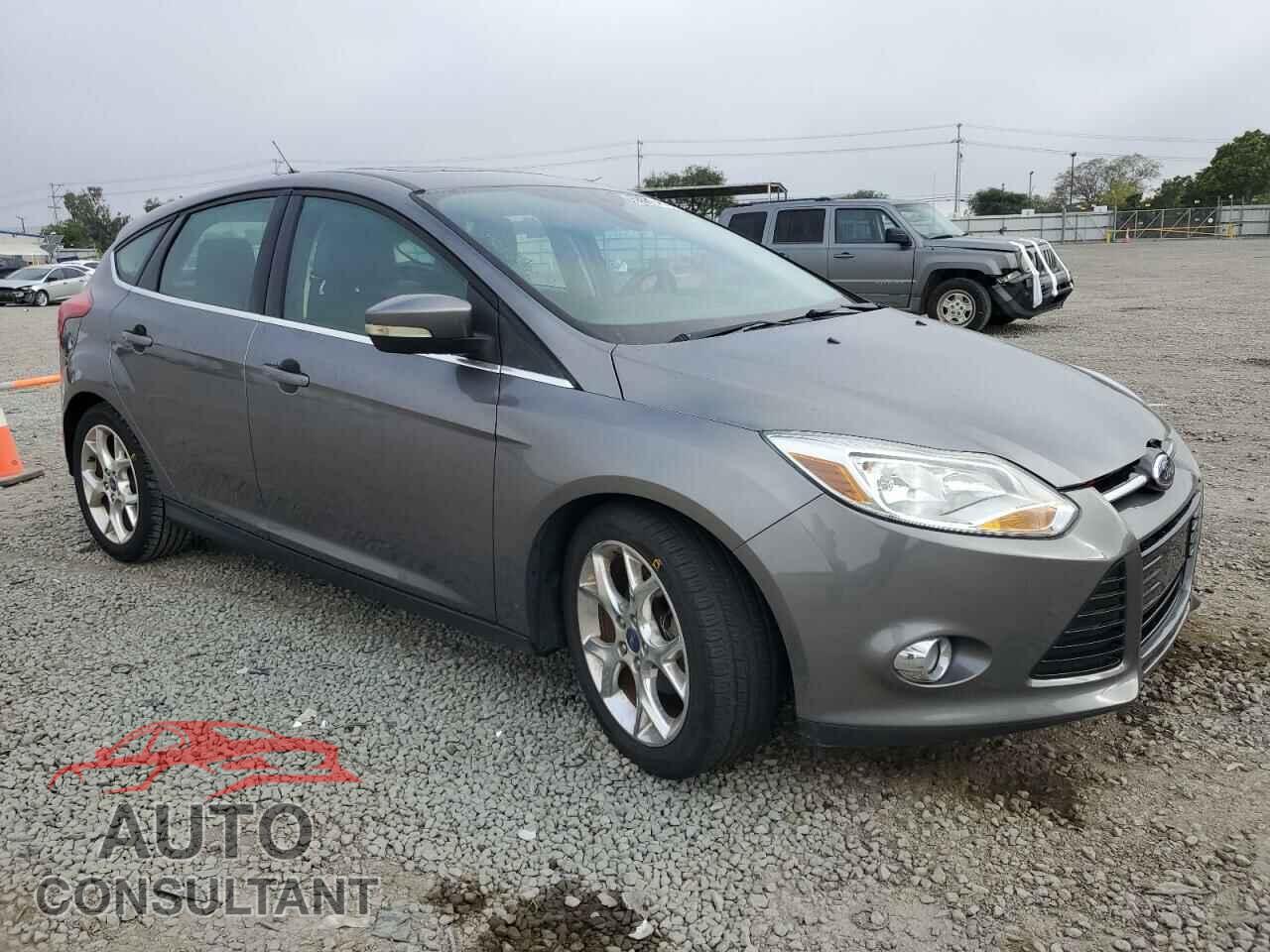 FORD FOCUS 2012 - 1FAHP3M23CL127099