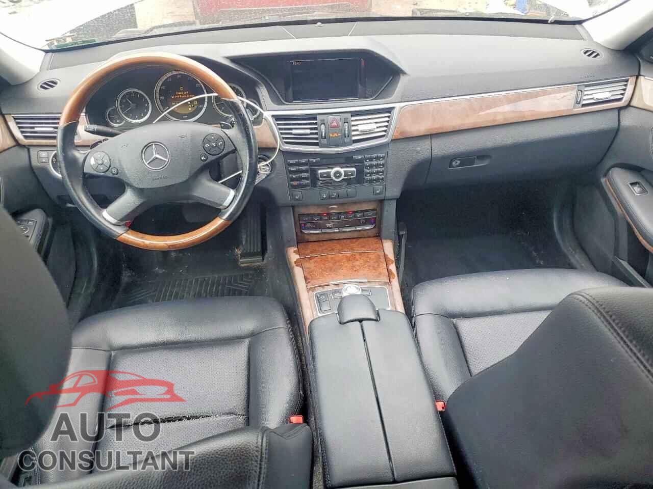 MERCEDES-BENZ E-CLASS 2011 - WDDHF8HB8BA493323