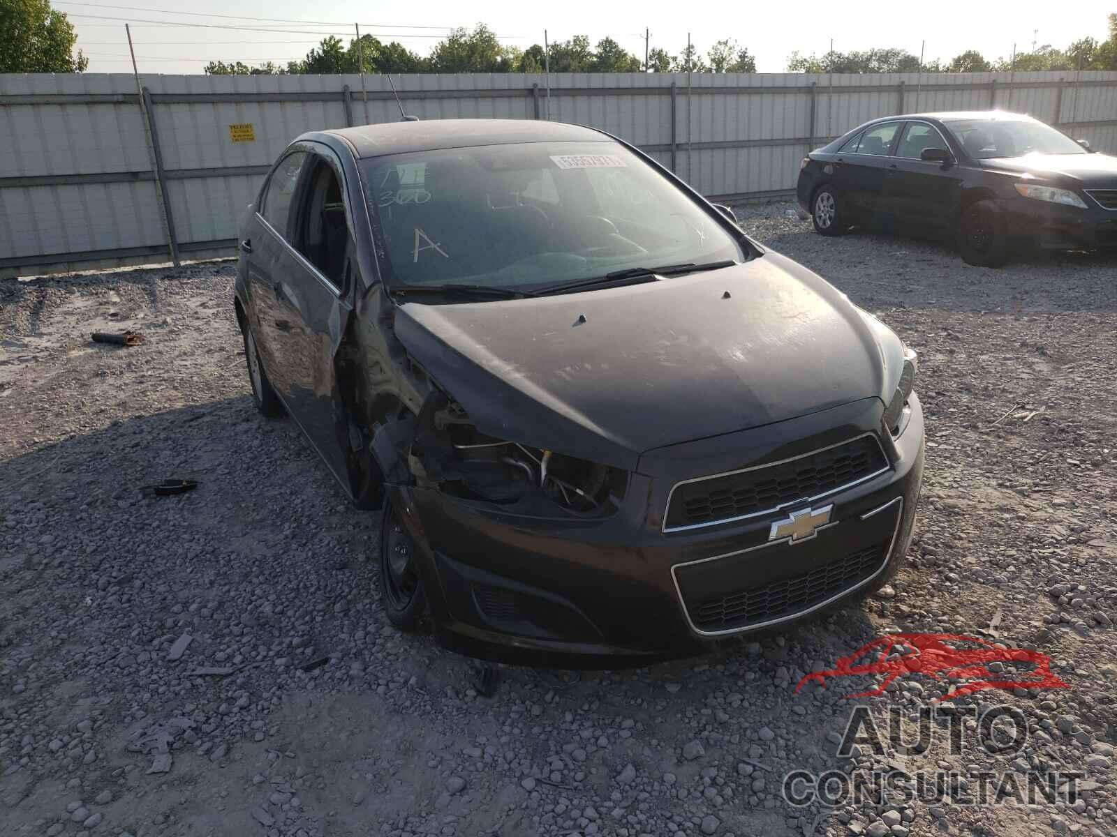 CHEVROLET SONIC 2016 - 1G1JC5SH9G4127207