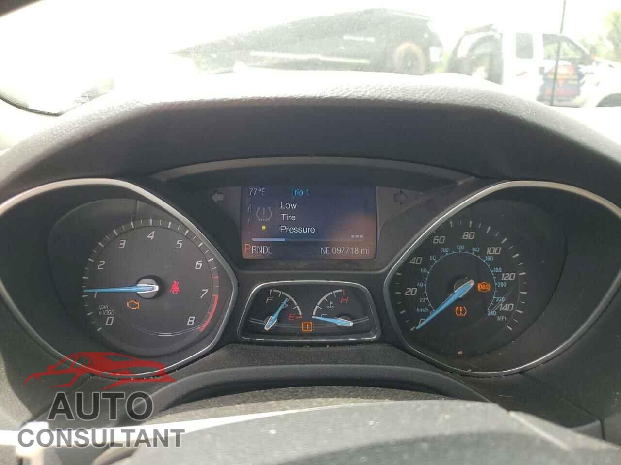 FORD FOCUS 2014 - 1FADP3K24EL383496