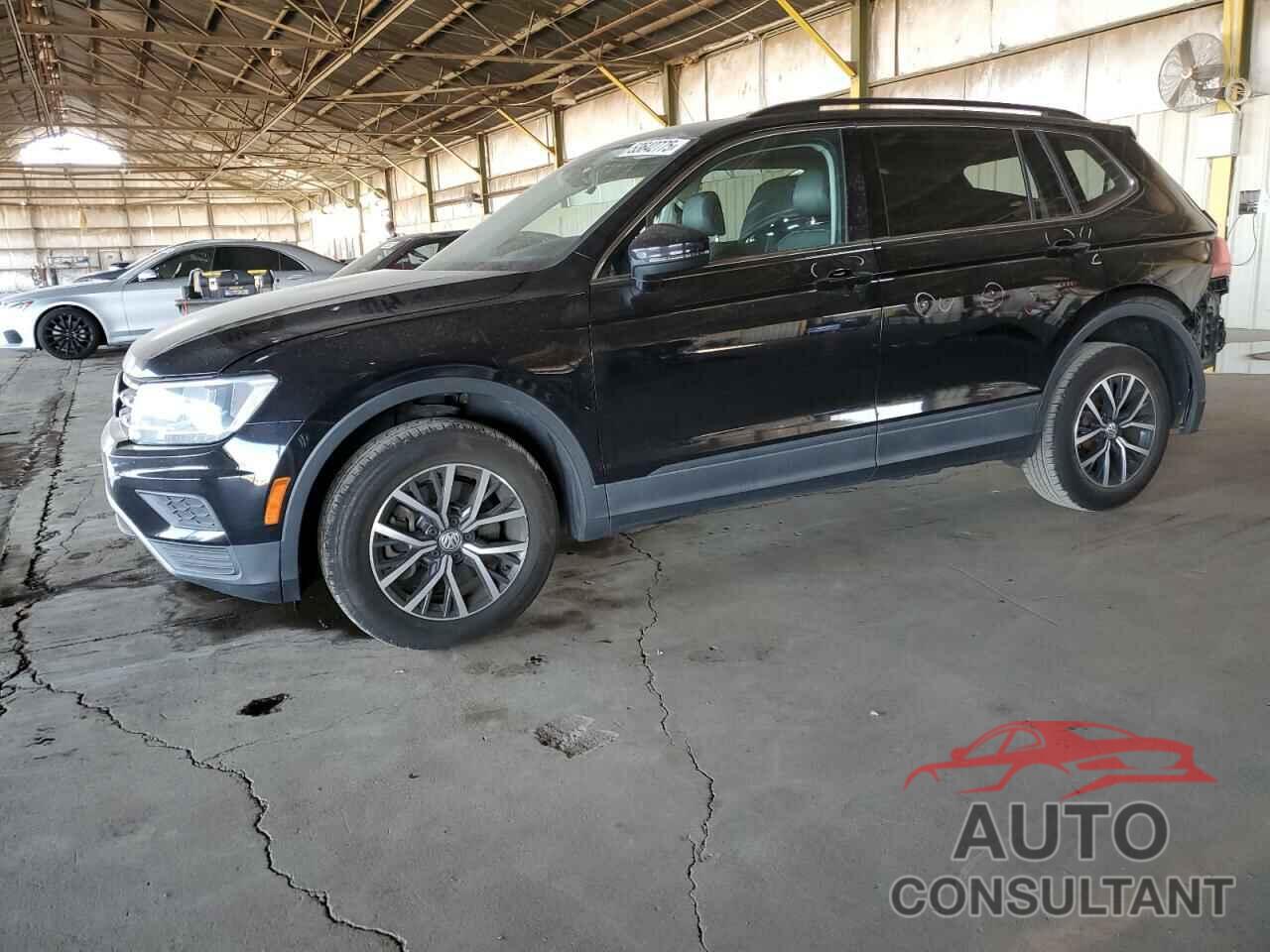 VOLKSWAGEN TIGUAN 2019 - 3VV3B7AXXKM172744