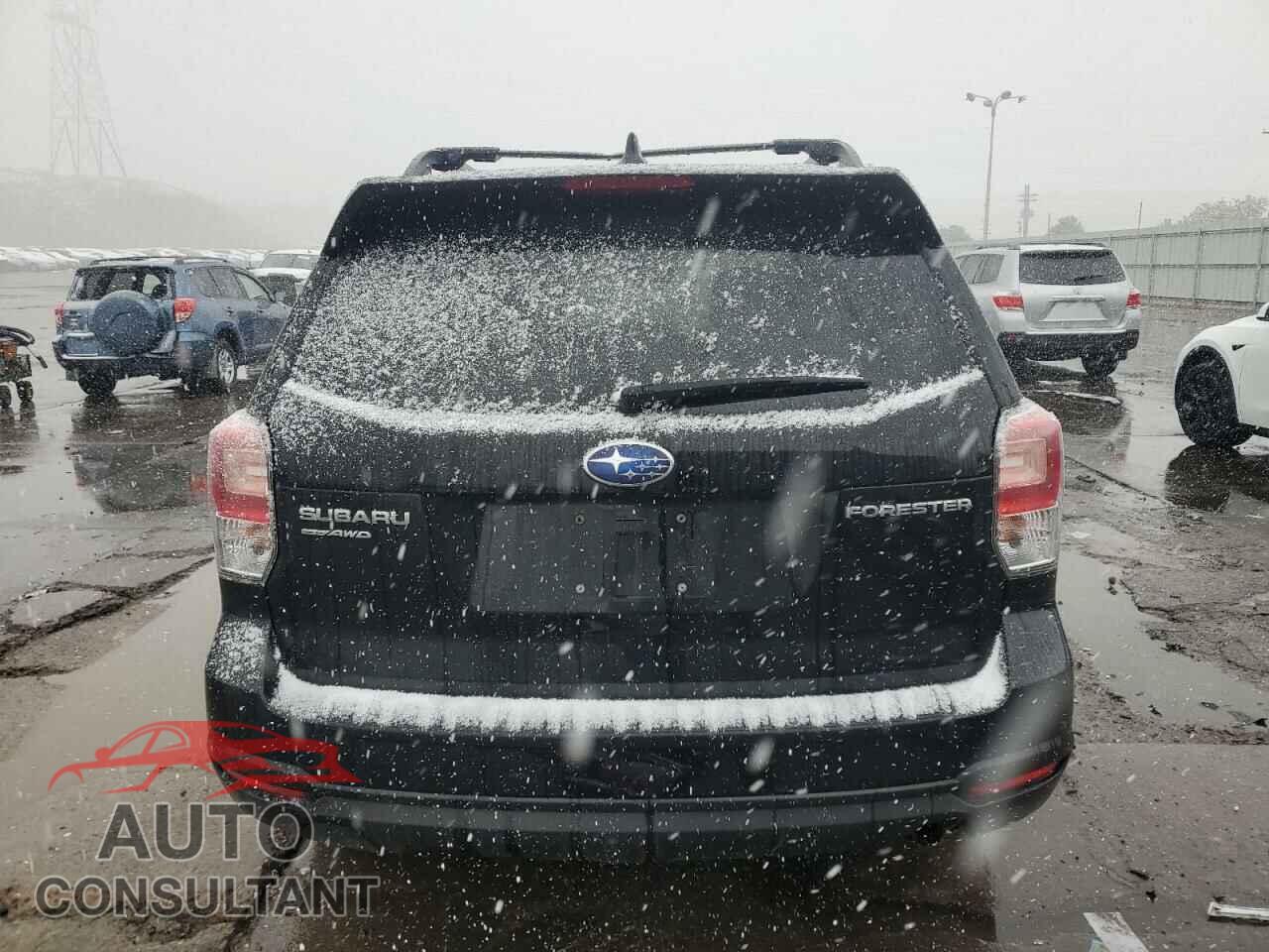 SUBARU FORESTER 2018 - JF2SJAEC4JH487769