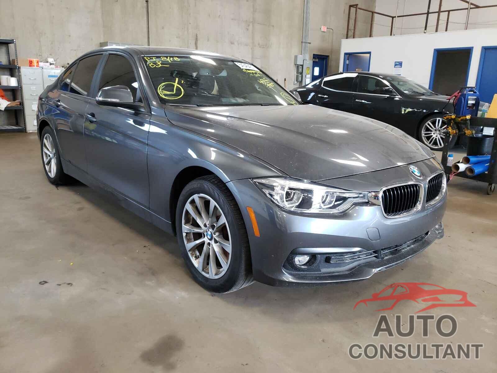 BMW 3 SERIES 2018 - WBA8E5G57JNU45601